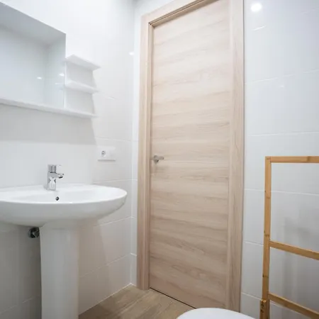 Lets Holidays Centric & Near The Sea Victoria 3 Tossa de Mar